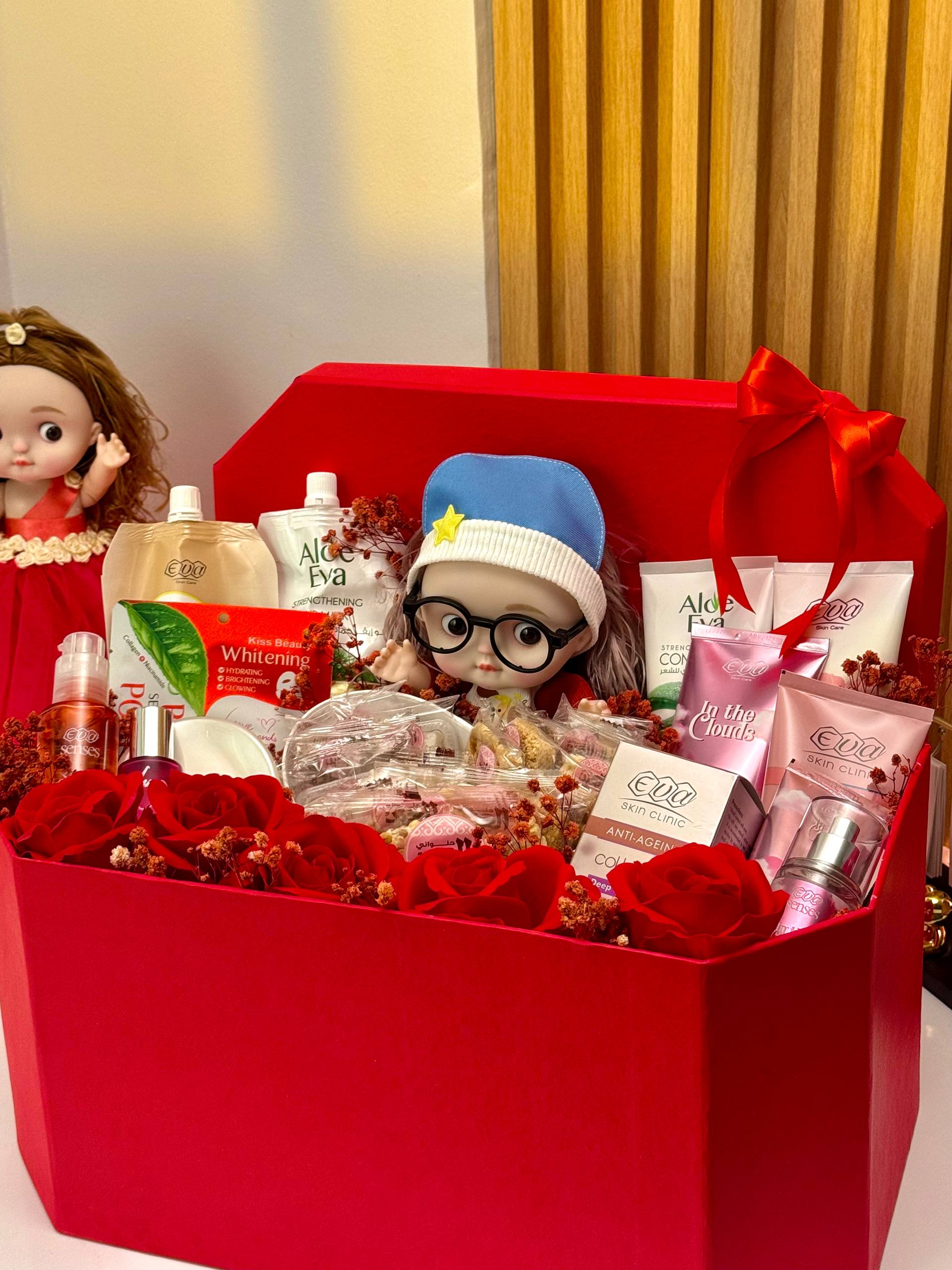 Ayat Gifts Box47 luxury Mawlid gift box with beauty products, cute doll, Al Abd sweets and red roses