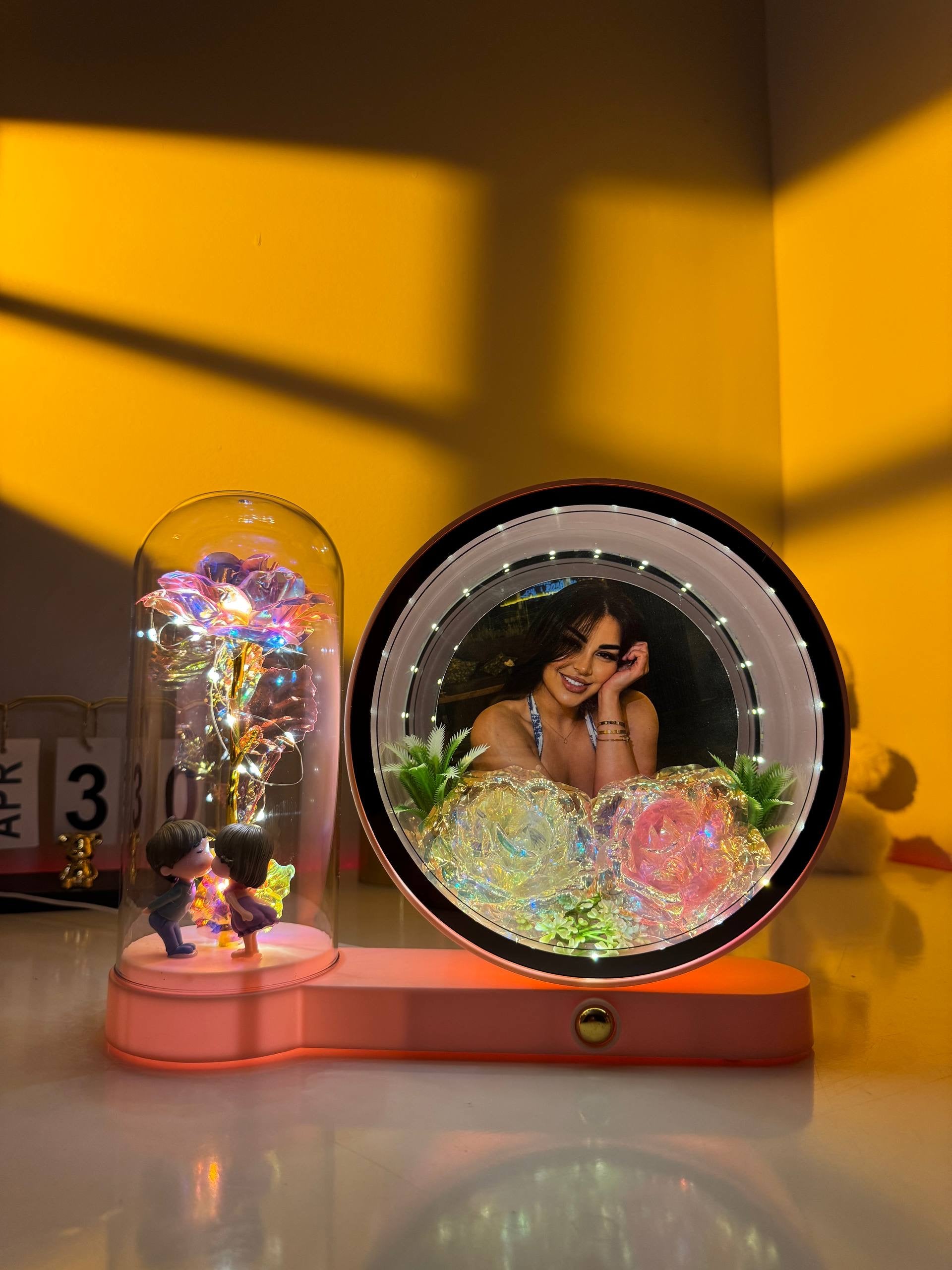 Ayat Gifts magic mirror with romantic couple photo, glowing lights, flower, and kissing couple figurines