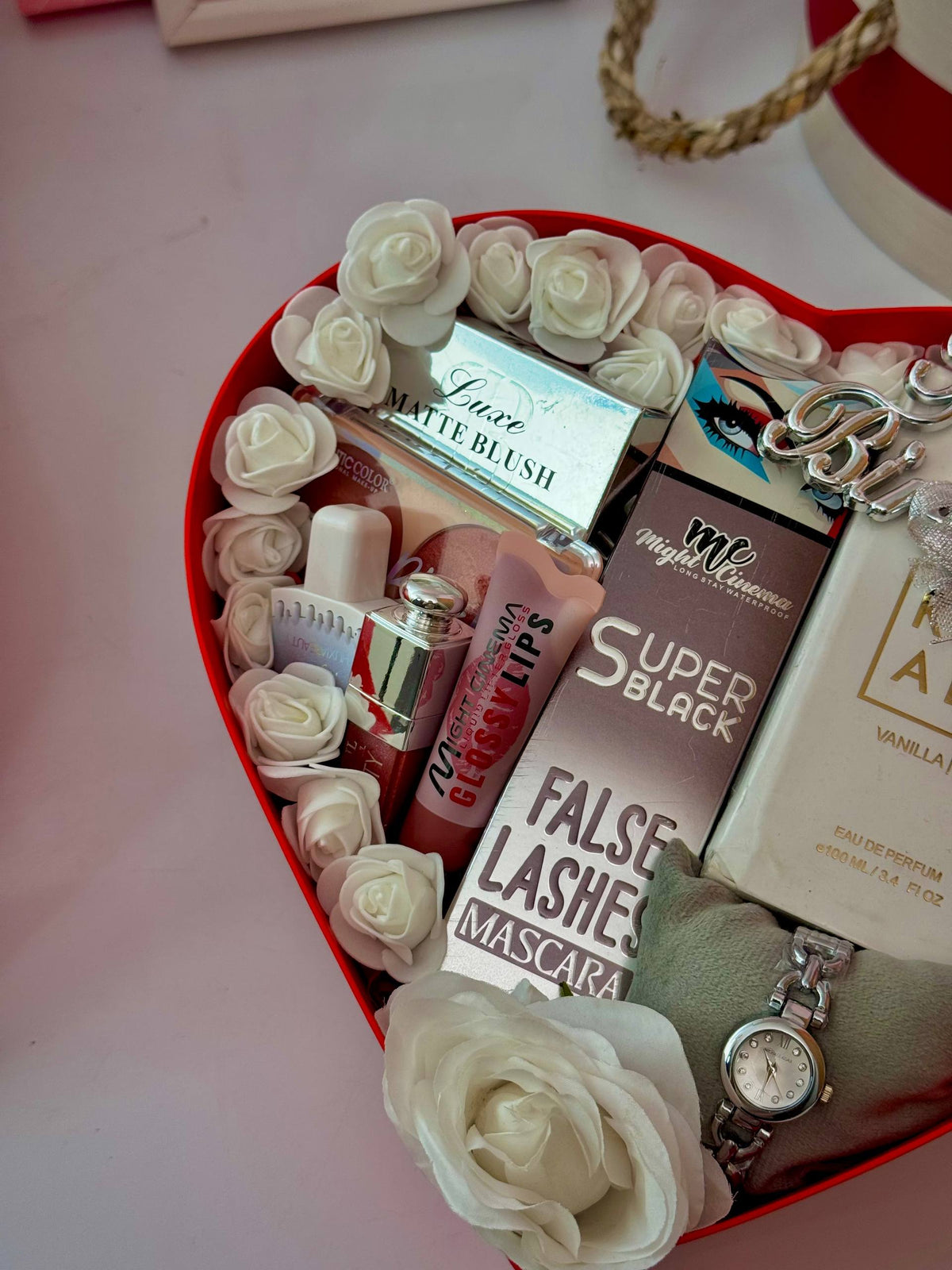 Love & Beauty Heart Gift Box