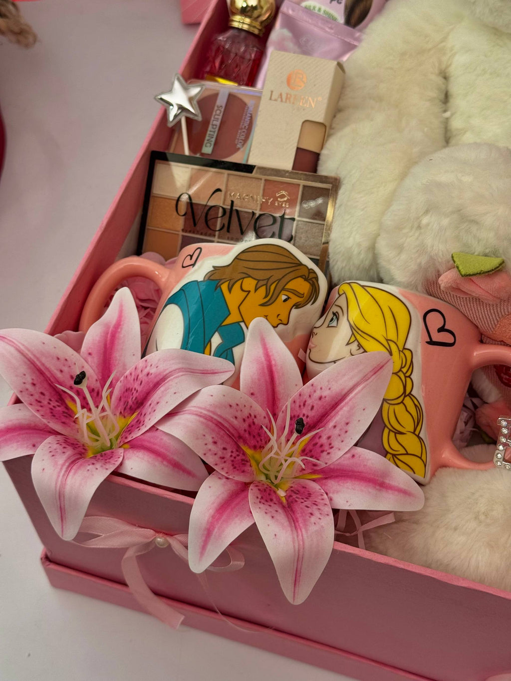 Pink Love Teddy Bear Beauty Gift Box