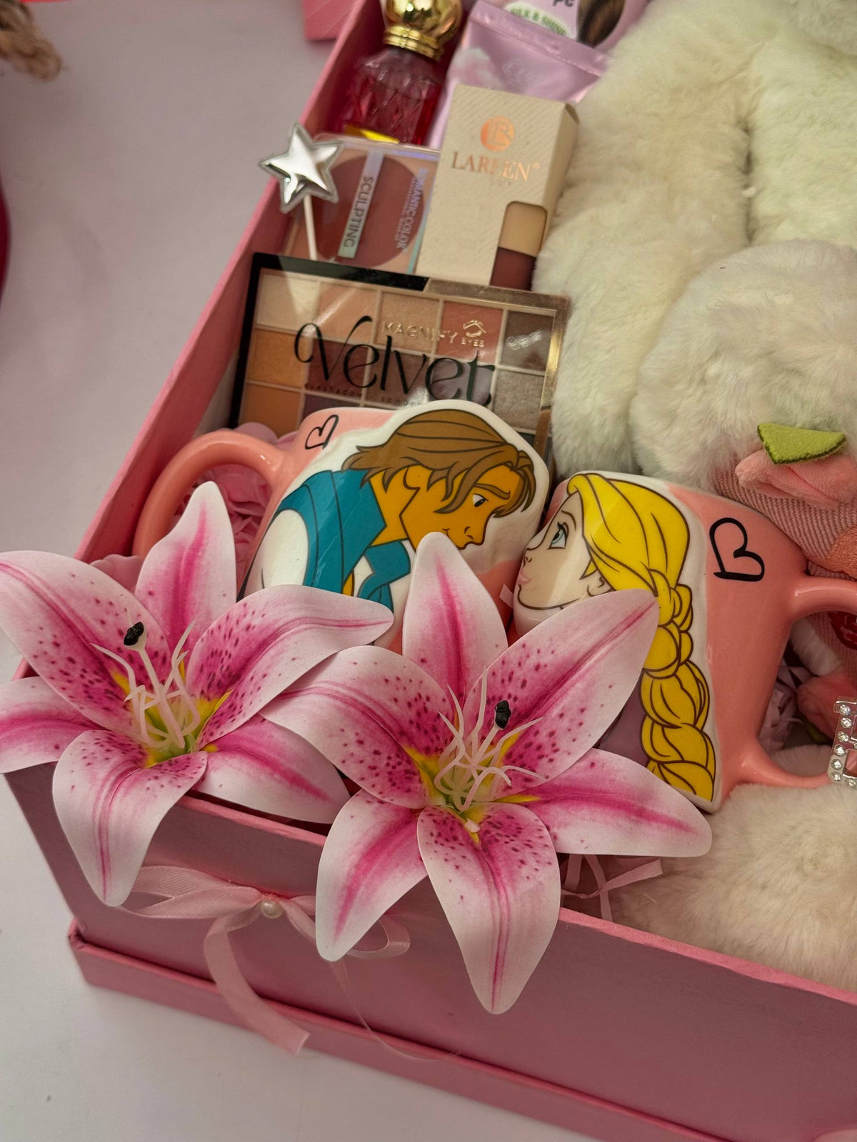 Pink Love Teddy Bear Beauty Gift Box